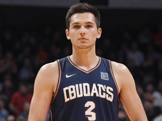 开云体育_ NBA全明星周末的精彩活动与亮点回顾，nba全明星周末几天