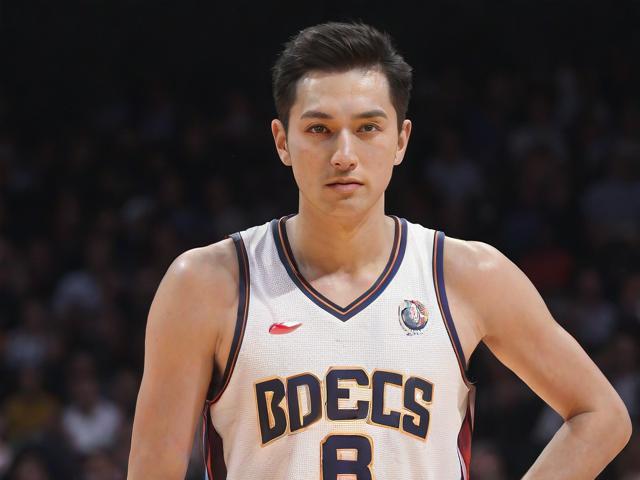 开云体育_ NBA全明星赛最佳时刻重温：令人难忘的瞬间，nba全明星开场介绍