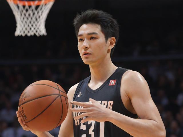开云体育_ NBA决赛的战术解析：如何打破对手防线？，nba篮球决赛比赛制度