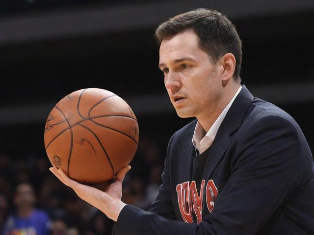开云体育_ NBA教练如何制定战术方案：战斗的智慧，nba cba教练战术
