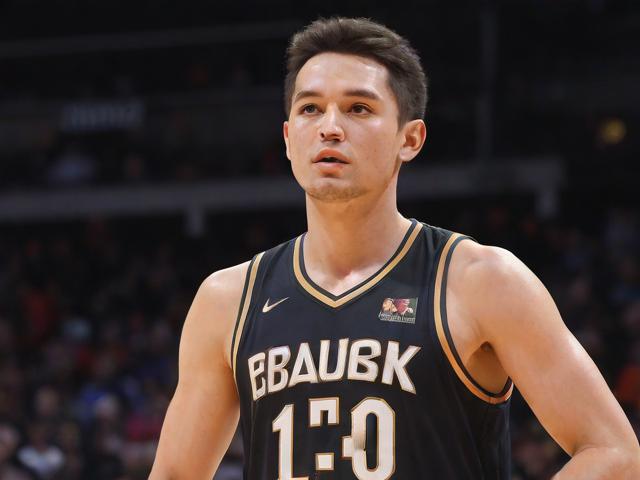 开云体育_ NBA的职业道德：运动员在场内外的责任，篮球运动员的职业道德