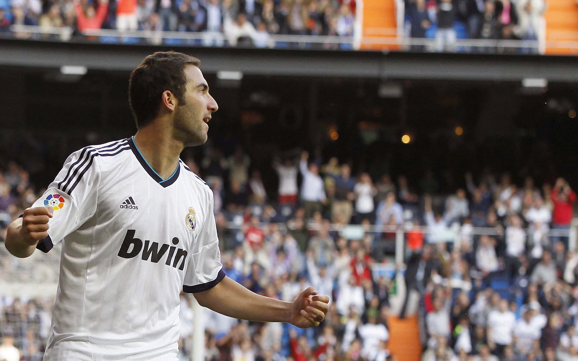 _马刺队持续磨合，迎来关键胜利_，马刺队集锦